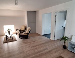 Inchiriere apartament de lux in casa, Gruia, curte, finsaje premium