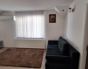 Inchiriere apartament de lux in casa, Gruia, curte, finsaje premium