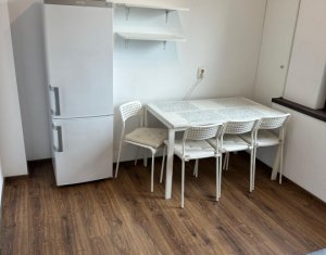 Apartament cu 1 camera, Piata Lucian Blaga, la 2 minute de UMF  !