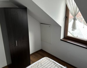 Apartament cu 1 camera, Piata Lucian Blaga, la 2 minute de UMF  !