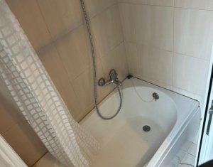 Apartament cu 1 camera, Piata Lucian Blaga, la 2 minute de UMF  !