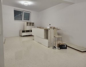 Bureau à louer dans Cluj-napoca, zone Manastur