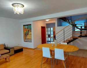 House 4 rooms for rent in Cluj-napoca