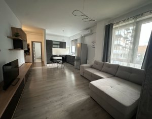 Appartement 3 chambres à louer dans Cluj-napoca, zone Centru