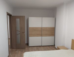 Apartament 2 camere decomandate, parcare, balcon, zona Vivo