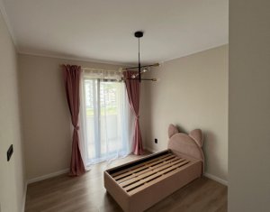 Apartment 3 rooms for rent in Floresti