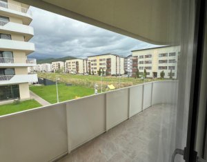Apartment 3 rooms for rent in Floresti