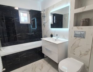 Apartment 3 rooms for rent in Cluj-napoca, zone Intre Lacuri