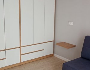 Apartment 3 rooms for rent in Floresti