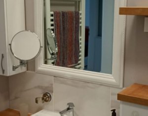 Apartment 3 rooms for rent in Floresti