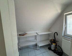 Ház 4 szobák kiadó on Cluj-napoca, Zóna Andrei Muresanu