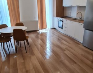 Lakás 3 szobák kiadó on Cluj-napoca, Zóna Centru