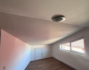 Lakás 3 szobák kiadó on Floresti