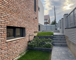 Casa de inchiriat in Dambul Rotund