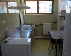 Apartament cu 2 camere, decomandat, Aleea Padin
