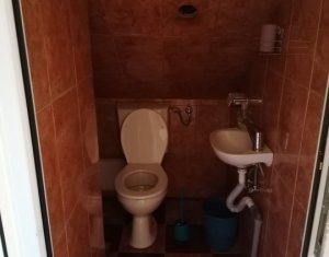 Maison 6 chambres à louer dans Cluj-napoca, zone Marasti