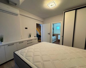 Apartament spatios si de lux cu 3 camere, 90mp, central