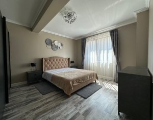 Casa de lux, ultrafinisata, Dezmir