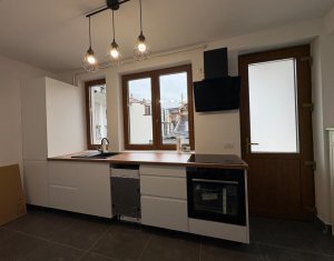 Apartament spatios cu o camera, cheltuieli incluse, prima inchiriere