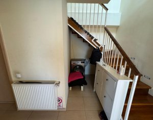 Apartment 4 rooms for rent in Cluj-napoca, zone Intre Lacuri