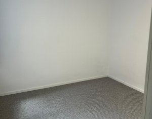Locuinta/Birouri, apartament cu 2 camere, 70mp, la casa, Dambul Rotund