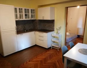 Apartament ultracentral de inchiriat, 2 camere