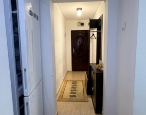 2 camere, decomandat, zona strazii Clabucet