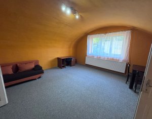 Apartament cu 3 camere 121mp, la casa