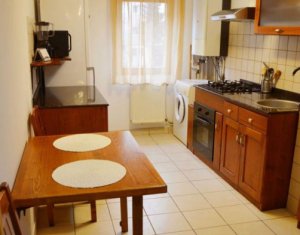Apartment 4 rooms for rent in Cluj-napoca, zone Manastur