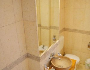 Apartment 4 rooms for rent in Cluj-napoca, zone Manastur