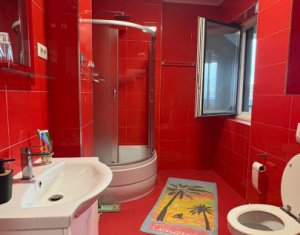 2 camere, decomandat, zona Vivo