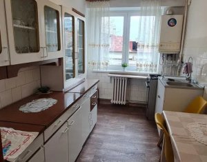 Apartament de inchiriat, 3 camere, Andrei Muresanu 