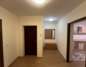 Apartament de inchiriat, 2 camere decomandate,loc de parcare, Eroilor - Floresti