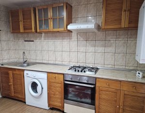 Apartament 2 camere decomandate, cartier Intre Lacuri, zona Iulius Mall