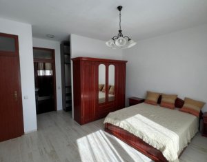 Appartement 4 chambres à louer dans Cluj-napoca, zone Centru