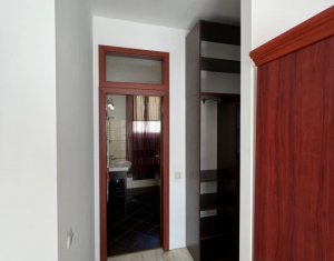 Appartement 4 chambres à louer dans Cluj-napoca, zone Centru