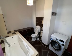 Appartement 4 chambres à louer dans Cluj-napoca, zone Centru
