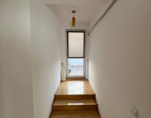 Appartement 4 chambres à louer dans Cluj-napoca, zone Centru