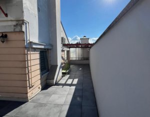 Appartement 4 chambres à louer dans Cluj-napoca, zone Centru