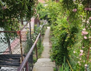 3 camere, pretabil si pentru birou, apartament la casa