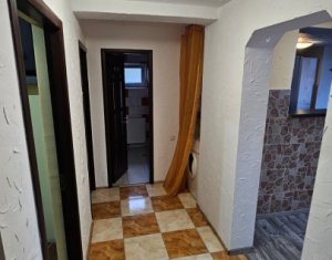 3 camere, pretabil si pentru birou, apartament la casa