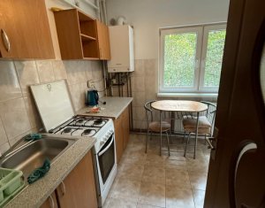 Apartament decomandat  de inchiriat, 1 camera, Plopilor