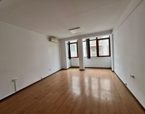 Spatiu birou sau servicii 128mp, Centru, cinema Victoria