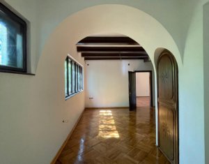 Vila interbelica pentru spatiu de birouri, str Republicii