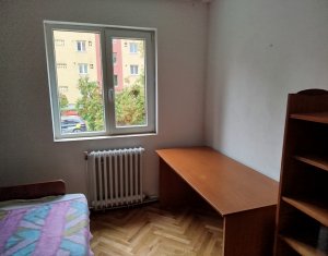 Appartement 4 chambres à louer dans Cluj-napoca, zone Manastur