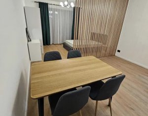 1 camera, Liberty Park