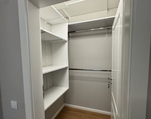 Apartament ultrafinisat de inchiriat, 2 camere, Urbano Panoramic,  zona Vivo