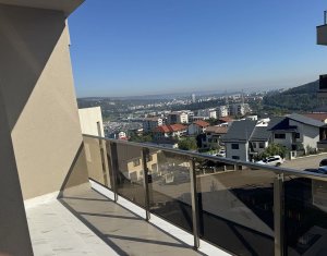 Apartament ultrafinisat de inchiriat, 2 camere, Urbano Panoramic,  zona Vivo