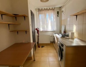 Lakás 3 szobák kiadó on Cluj-napoca, Zóna Gheorgheni