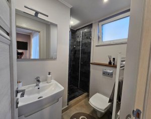 Triplex zona Iris, Voronet, curte verde, parcare, terasa